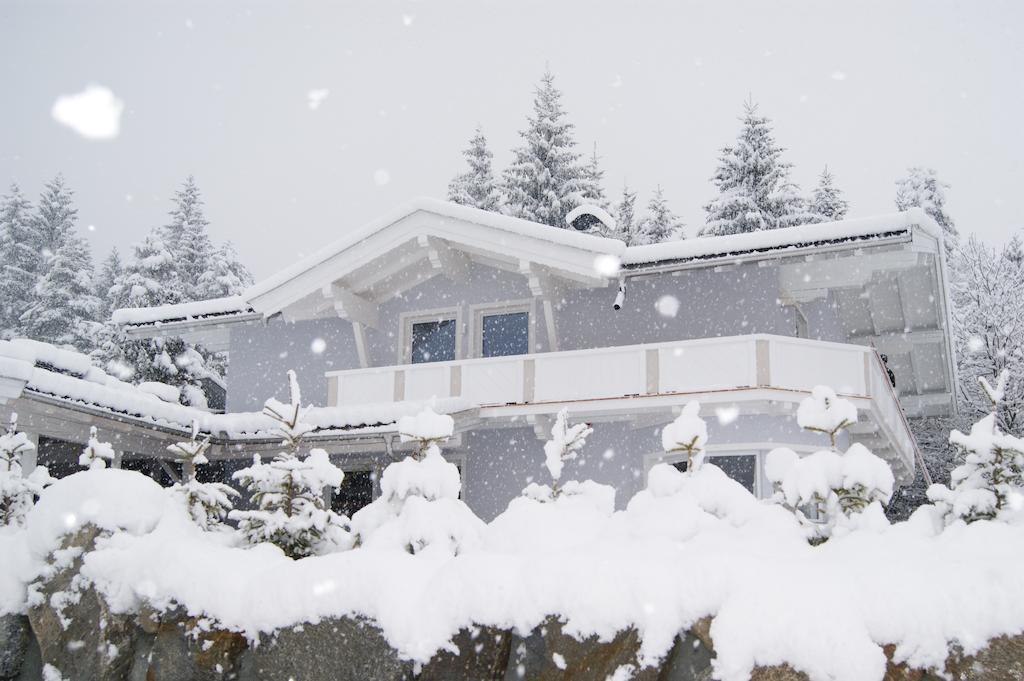 Landhaus Montana เอลล์เมา ภายนอก รูปภาพ